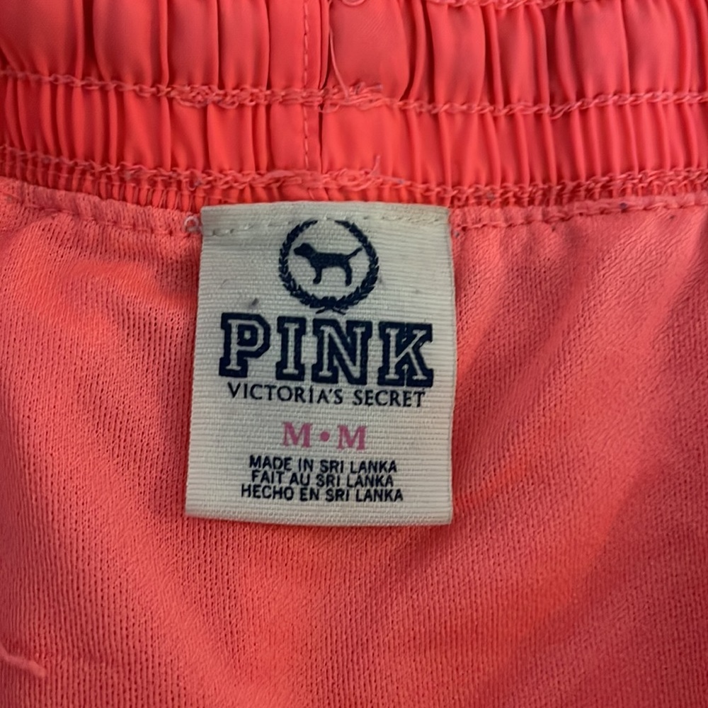 VS Pink Medium Shorts - Picture 3 of 3
